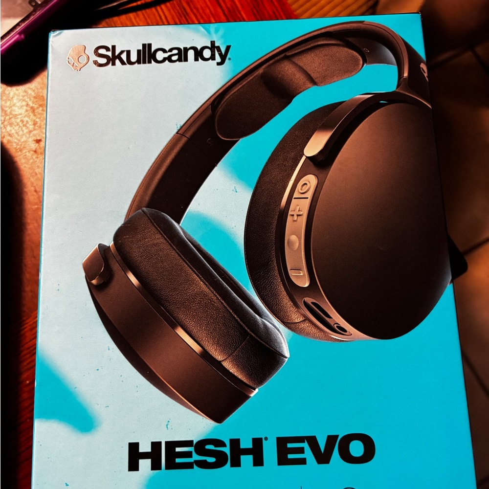 Skullcandy Hesh Evo Over-Ear Headphones - Black
